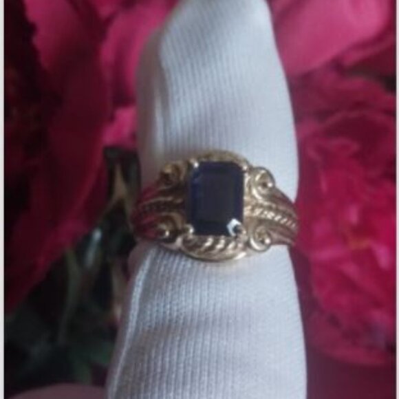 10K Yellow Gold BLUE IOLITE RING, DETAILED  💍💍 - Picture 5 of 7
